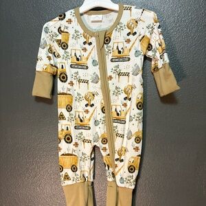 Construction print  Bamboo zippy